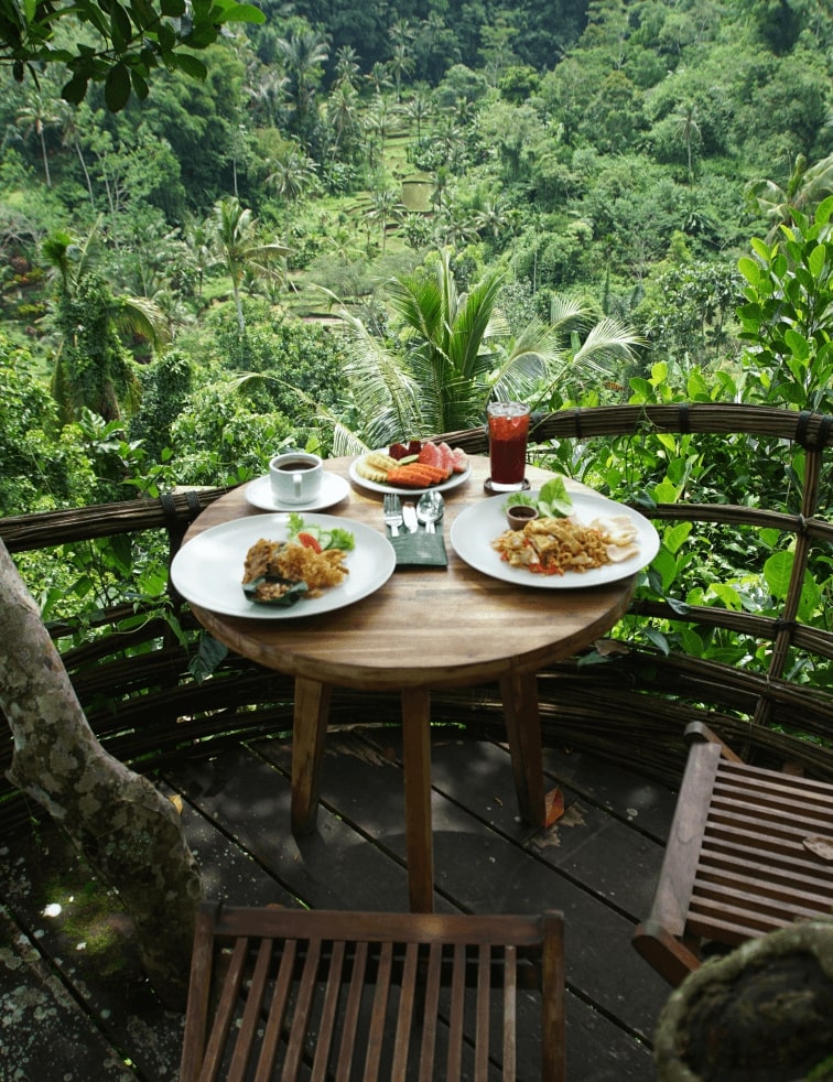 Regular Lunch – "A Taste of Tradition"